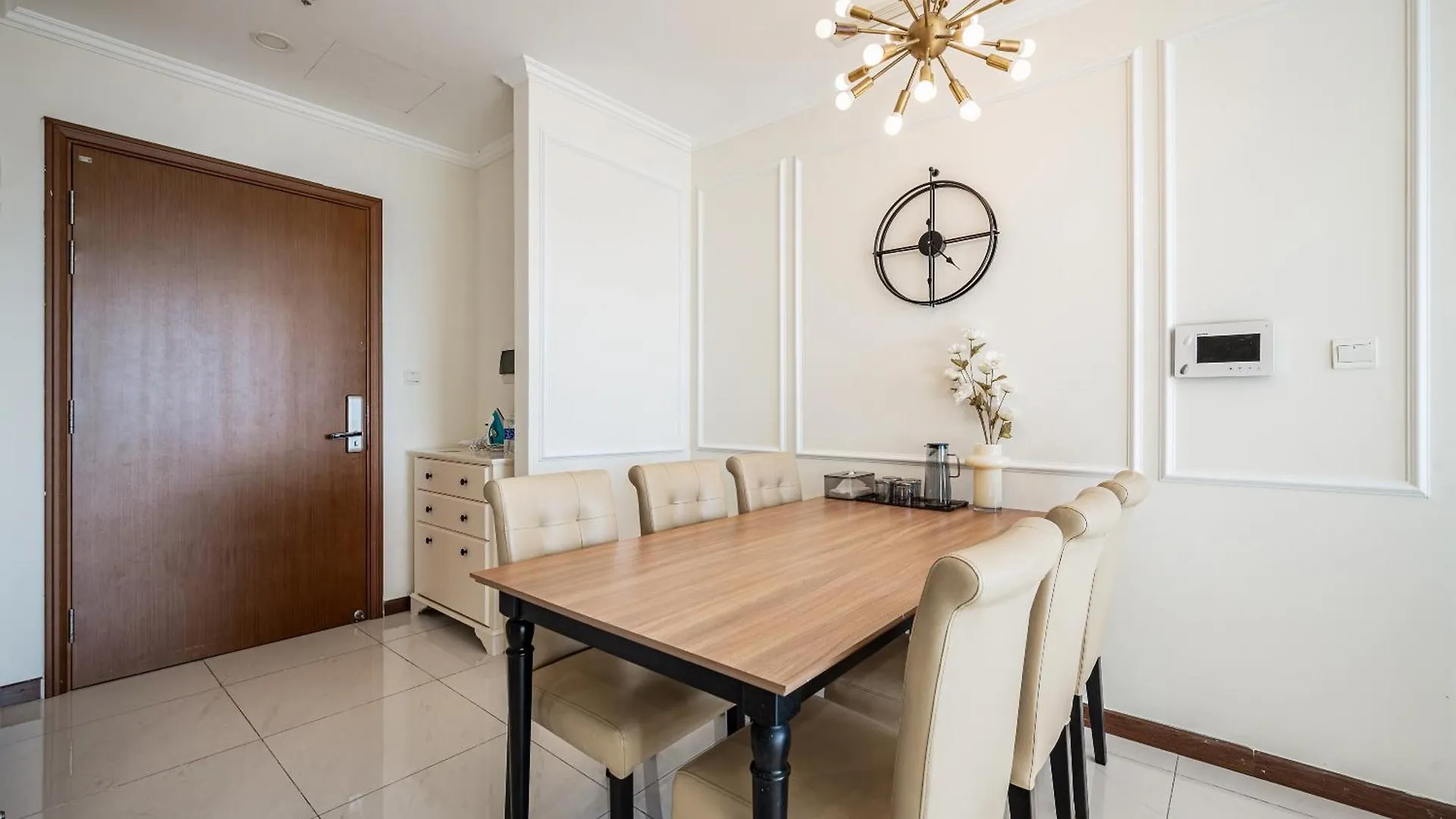 Luxury Stay Vinhomes Landmark Apartment Ho Chi Minh City