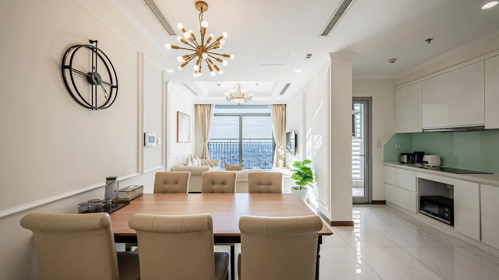 Luxury Stay Vinhomes Landmark Apartment Ho Chi Minh City 0*,