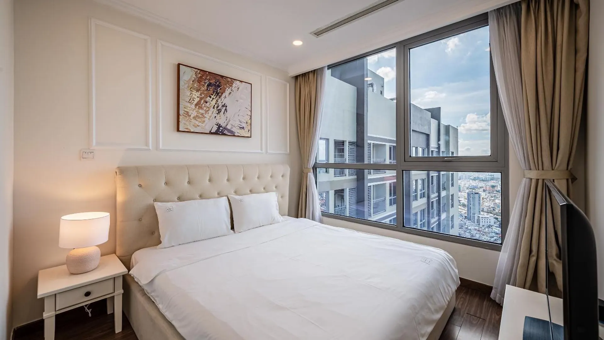 Luxury Stay Vinhomes Landmark Apartment Ho Chi Minh City