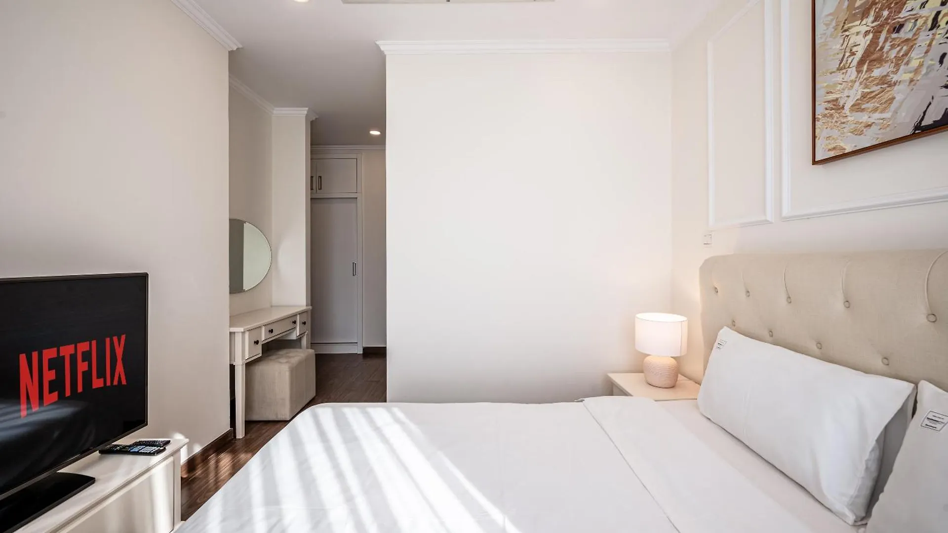 Luxury Stay Vinhomes Landmark Apartment Ho Chi Minh City